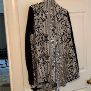 Geometric swing cardigan